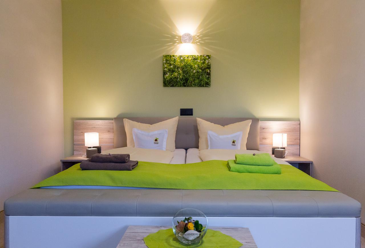 Nohra  Kraeuterhotel Garni Zur Klostergrotte מראה חיצוני תמונה