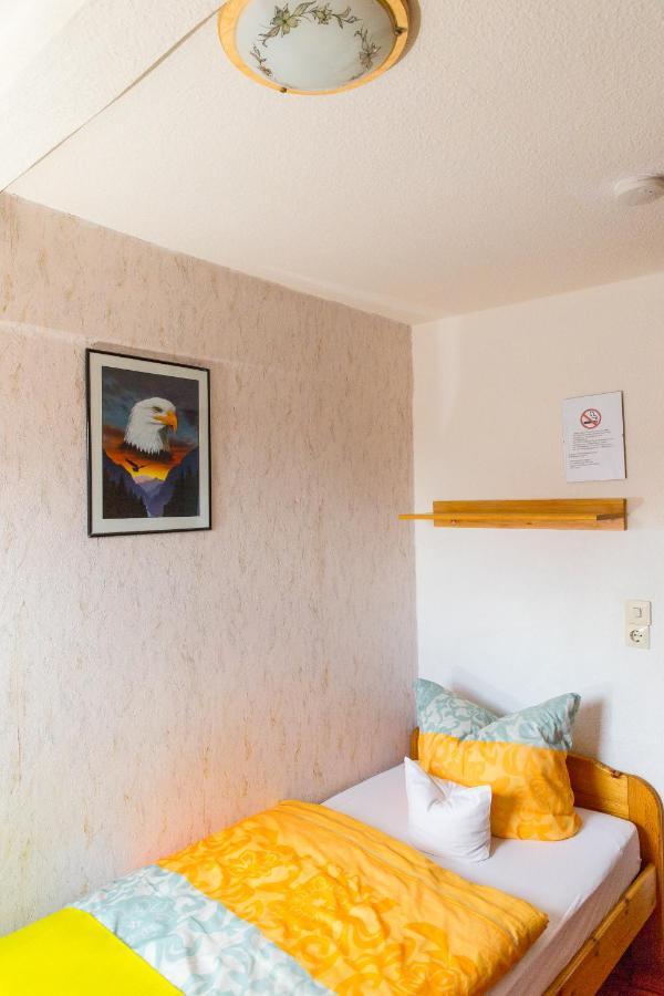 Nohra  Kraeuterhotel Garni Zur Klostergrotte מראה חיצוני תמונה