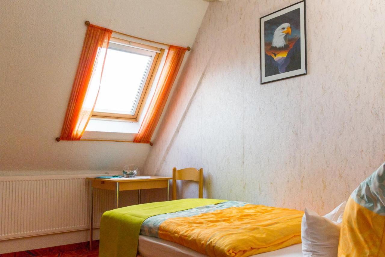 Nohra  Kraeuterhotel Garni Zur Klostergrotte מראה חיצוני תמונה